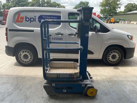 2017 Power Towers Pecolift Manual Mobile Access Platform - photo 1