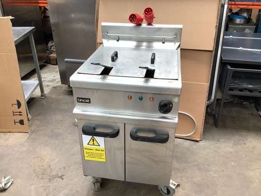 Lincat Double Electric Fryer - photo 1