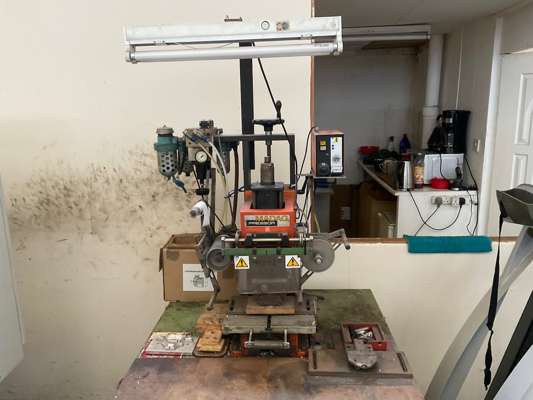Madag Pressor Hot Foil Press 240V on Workbench - photo 1