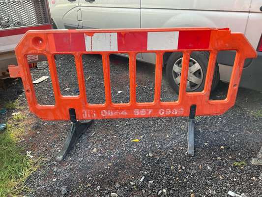 Approx 90 x Plastic Pedestrian Barriers - 3 Stacks - photo 1