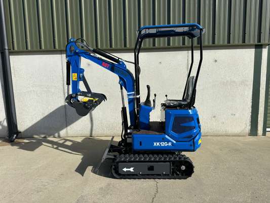 2025 AGT XK12G-R Mini Excavator, Rubber Tracks, Blade (BLUE)