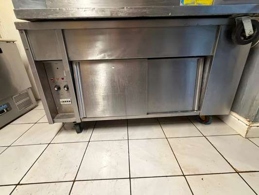 Commercial Bain Marie Hot Cupboard – Heated Food Holding Cabinet