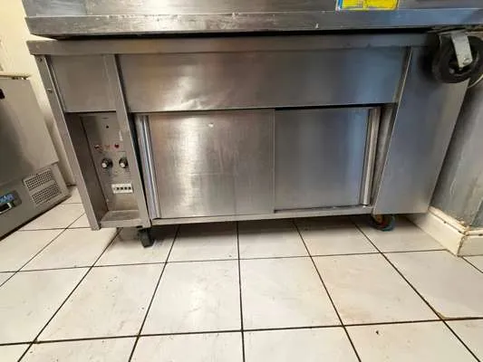 Commercial Bain Marie Hot Cupboard – Heated Food Holding Cabinet