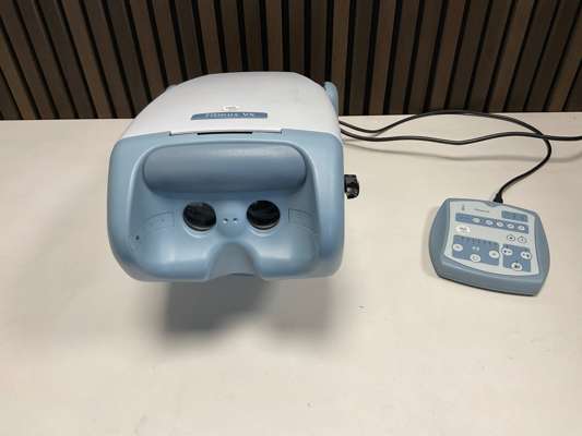 Titmus V4 Portable Vision Tester, 240V - photo 1