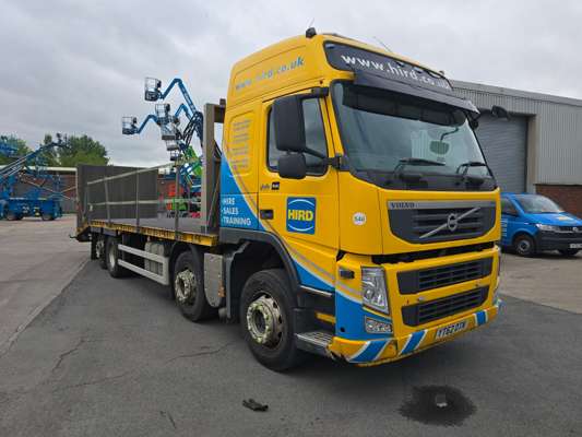 2013 Volvo FM 32t Beavertail Plant Wagon with Winch (YT62DNT) - photo 1