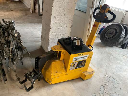 2018 Master Mover MT200 Electric Tugger Industrial Push Pull Mover