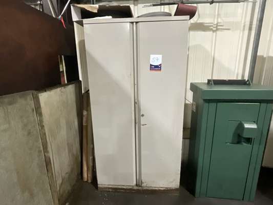 Metal Storage Unit & Contents as Lotted - photo 1