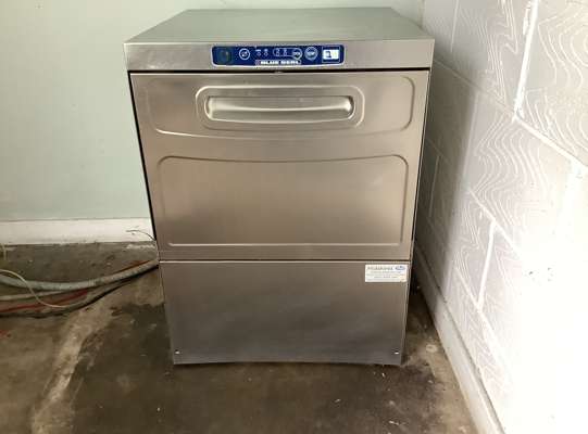 Blue Seal Dishwasher - photo 1