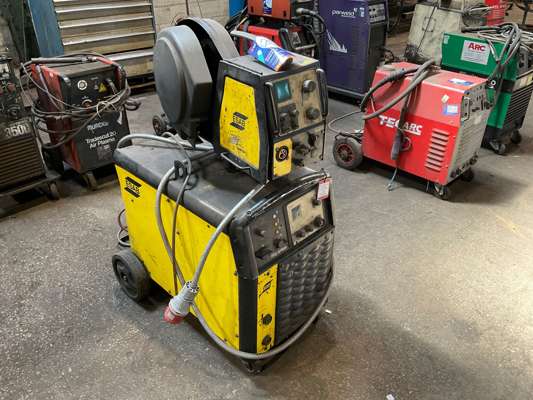 Esab Mig 502cw Mig Welder 415V — photo 1