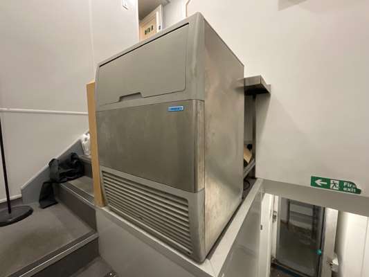 Manitowoc ECS080L Compact Ice Machine 240V - photo 1