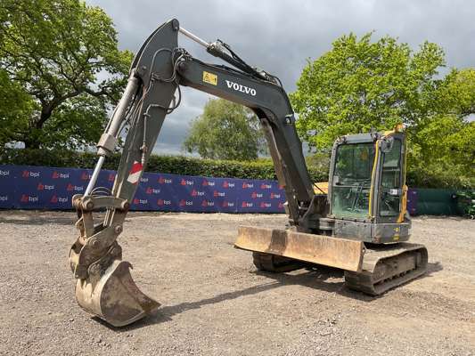 2017 Volvo ECR88D Tracked Excavator
