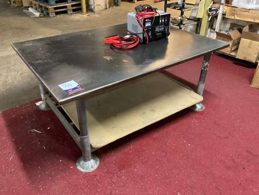 Metal Work Table - photo 1