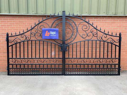 14FT Heavy Duty Bi-Parting Gate with various featured work - photo 1