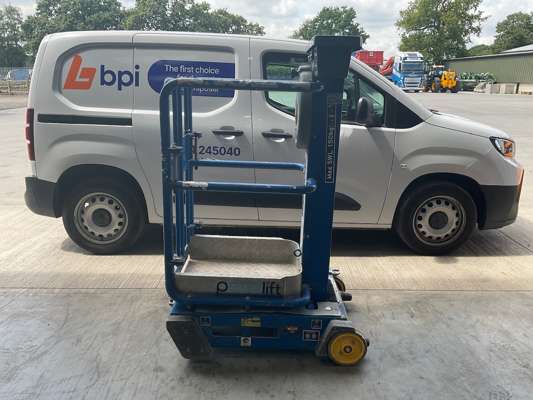 2017 Power Towers Pecolift Manual Mobile Access Platform - photo 1