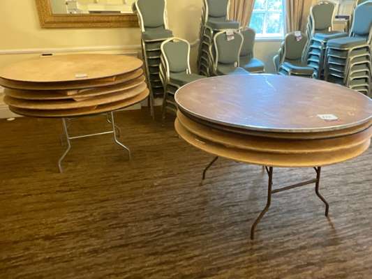 10 x Round Folding Tables - photo 1