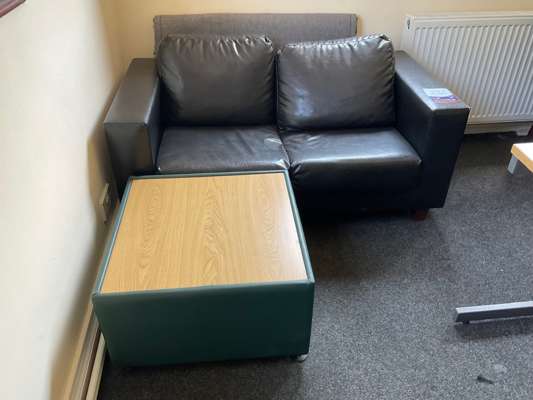 Leather Effect 2 Seat Setee & Coffee Table - photo 1