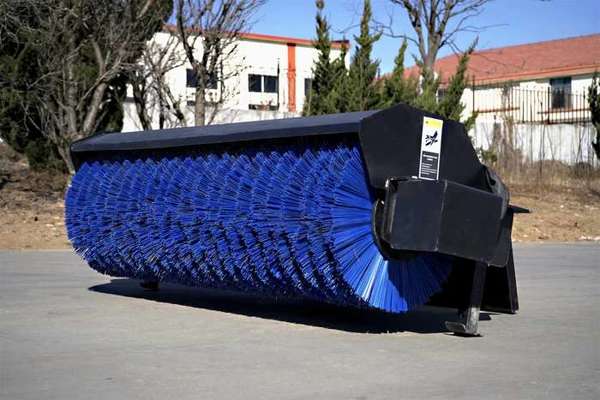 Unused 72" Rotary Skid Steer Broom - photo 1