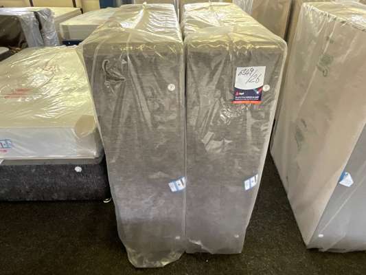 Dream Vendor 4’ Divan Base - photo 1
