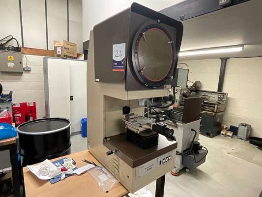 Mitutoyo PJ300 Profile Projector - photo 1