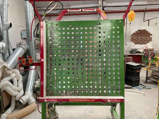 Lamont Pneumatic Vertical & Horizontal Assembly / Frame Clamping Machine