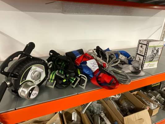 Kratos Fall Arrest Block & 3 Various Safety Harnesses - photo 1