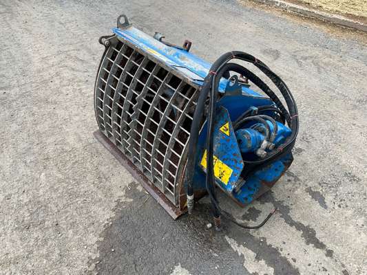 2020 CGA S15 Concrete Mixing Bucket Attachment - photo 1