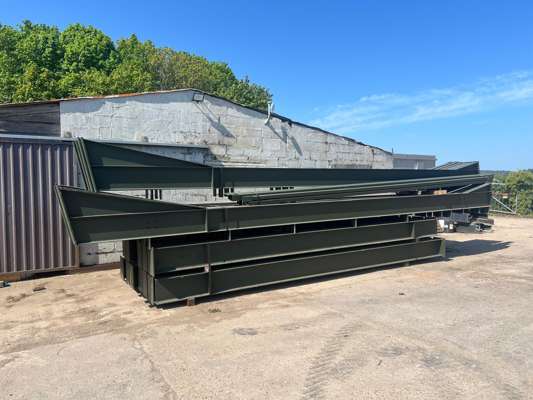 Steel Frame Building 200' x 60' x 20' – 10no 20' Bays – 12.5° Roof Pitch - photo 1