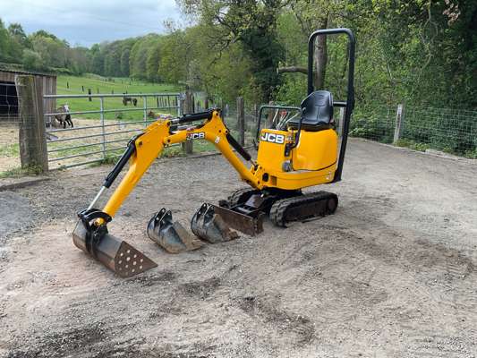 2021 JCB 8008 CT Compact Rubber Tracked Excavator - photo 1