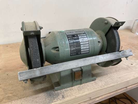 MD 150 C 150mm Twin Wheel Bench Grinder 240V - photo 1