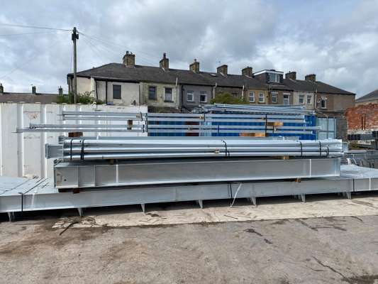 Unused Galvanised Steel Frame Agricultural Building 100' x 70' x 20' with Purlins - photo 1