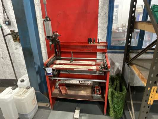 Fondera Pneumatic Spring Compressor - photo 1