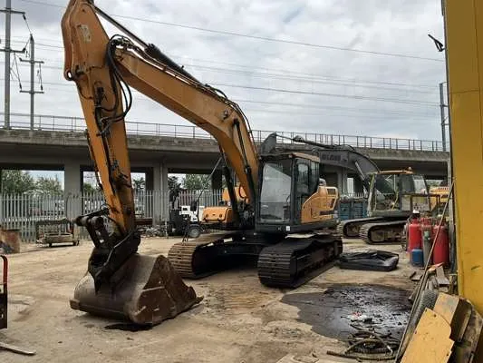 2018 Hyundai HX220L Tracked Excavator
