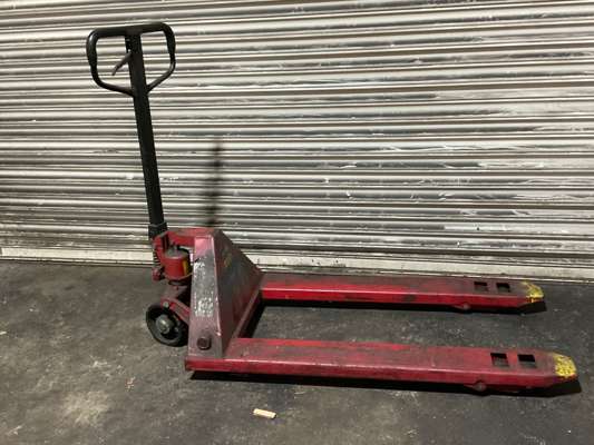 Warrior 2500kg Pallet Truck - photo 1