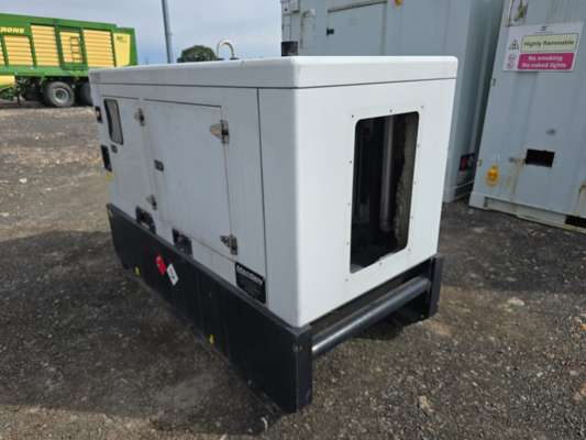2018 MacGen HRYW-45 T5 - 45 KVA Diesel Generator - photo 1