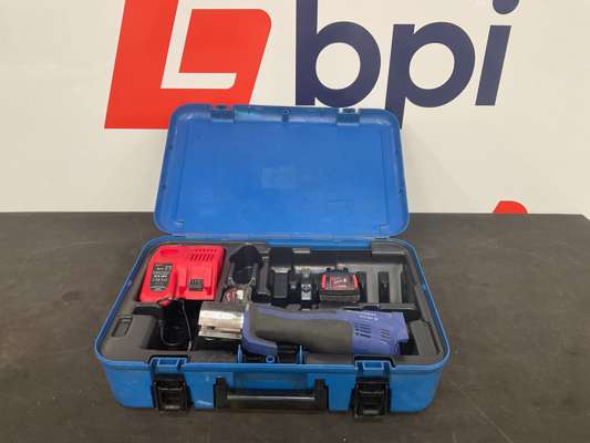 Geberit ACO 203 Battery Press Tool - photo 1