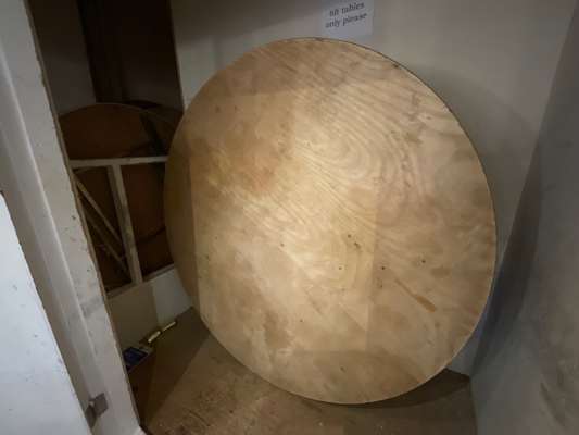 18 x Round Folding Banquet Tables - photo 1