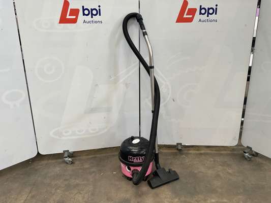 Numatic HET160-11 Hetty Xtend 620W Vacuum Cleaner 240V - photo 1