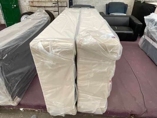 2 x Dream Vendor 3’ Divan Bases - photo 1
