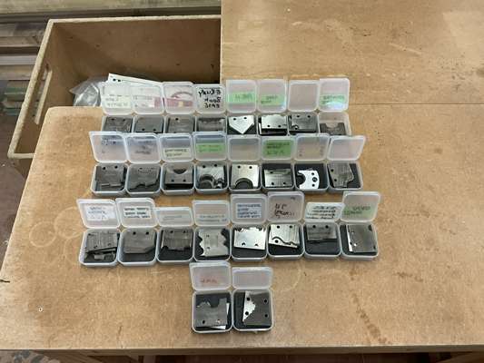 26 Sets Of Whitehill Profile Knives - photo 1