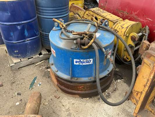 Dynaset HMAG900 Pro Hydraulic Magnet - photo 1