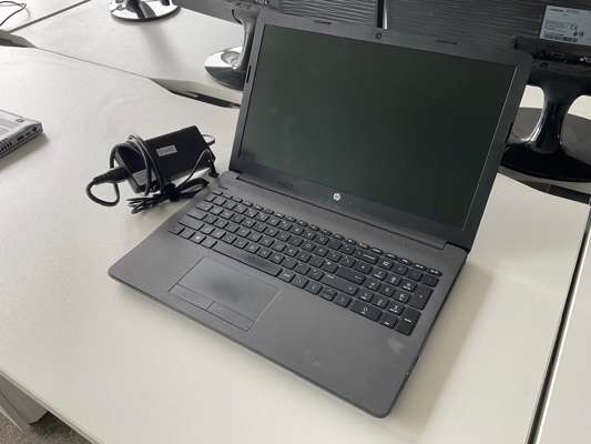 HP 250 G7 15.5” Laptop 240V - photo 1