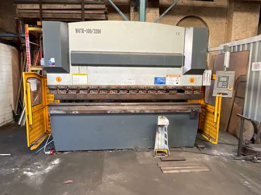 Mantech W67K-100 / 3200 Hydraulic Press Brake 415V - photo 1