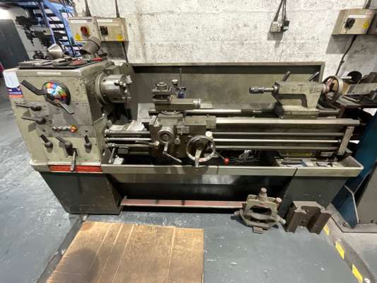 Colchester Triumph 2000 Gap Bed Centre Lathe 415V - photo 1