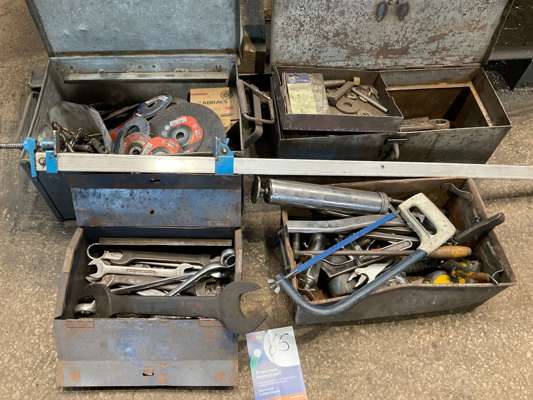 Quantity Various Handtools, Grinding Discs, Drill Bits etc as Lotted - photo 1