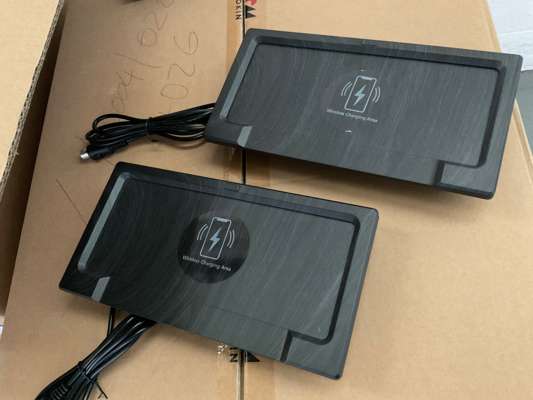 Wireless Charging Pads JLDK.56.01.04B Approx 400pcs — photo 1
