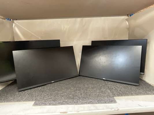 4 x Monitors & Dell Double Monitor Stand - photo 1