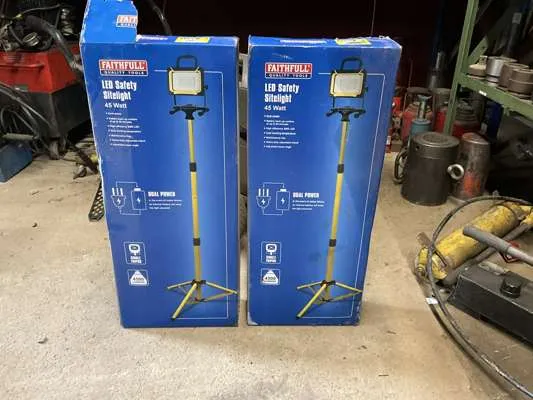 2 Boxes of Faithfull Tools LED Safety Sidelights