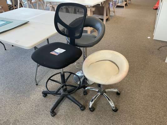 3 x Swivel Operators Chairs - photo 1