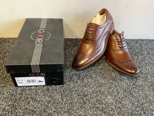 Pair Goor M014B Brogue Shoes
