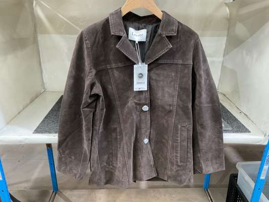 2 x Levante Brown Suede Jackets - photo 1